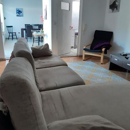 Villa Impeccable 2-Bed House In Viana Do Castelo Exterior foto