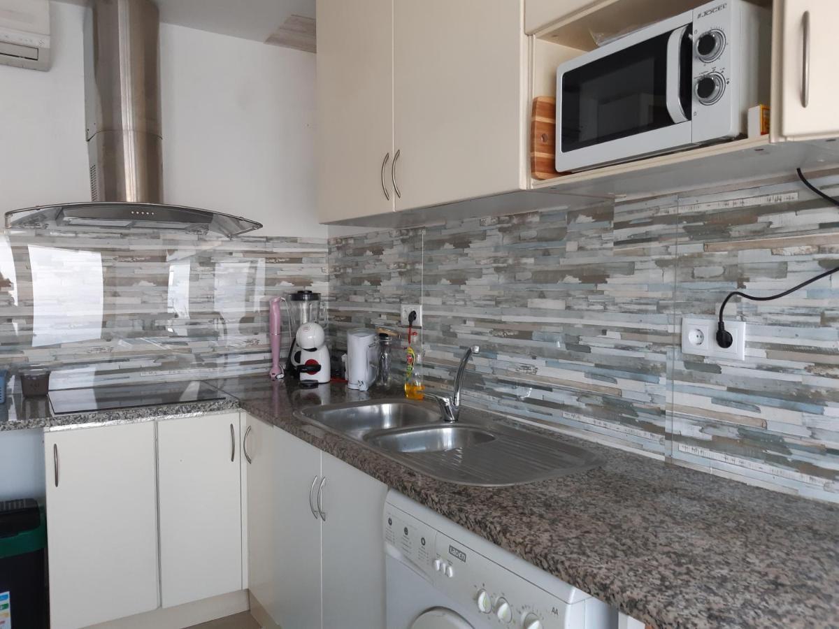 Villa Impeccable 2-Bed House In Viana Do Castelo Exterior foto