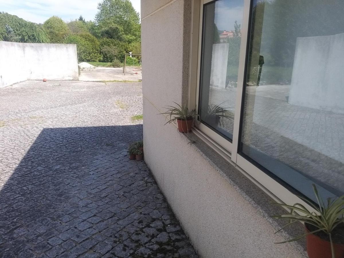 Villa Impeccable 2-Bed House In Viana Do Castelo Exterior foto