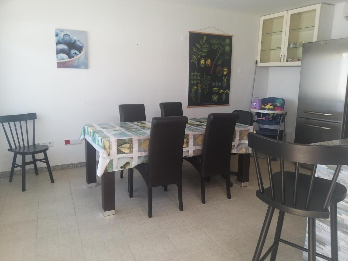 Villa Impeccable 2-Bed House In Viana Do Castelo Exterior foto
