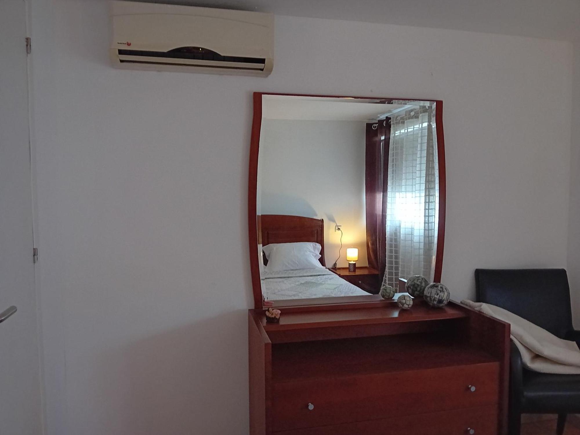 Villa Impeccable 2-Bed House In Viana Do Castelo Exterior foto